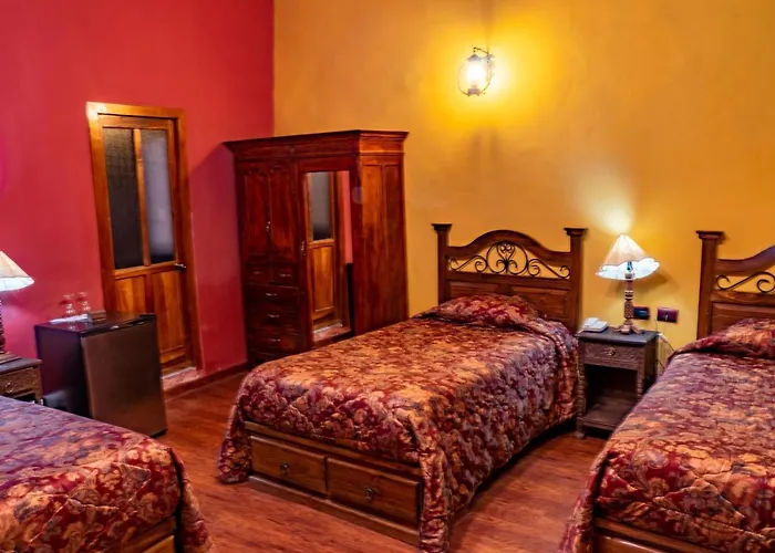 Marqueses Hotel