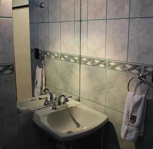 Marqueses Hotel 3*